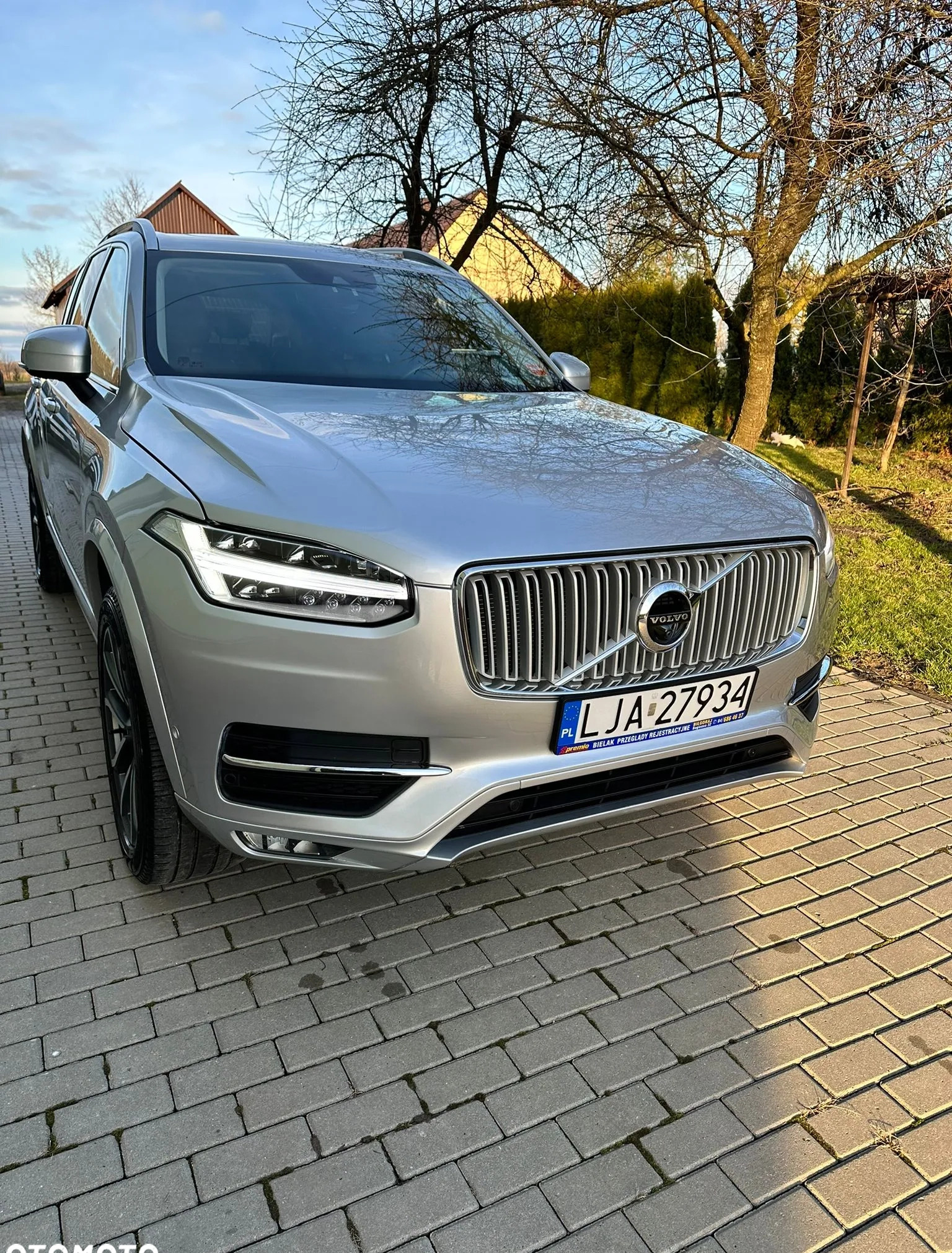 Volvo XC 90 cena 141500 przebieg: 80000, rok produkcji 2018 z Radlin małe 379